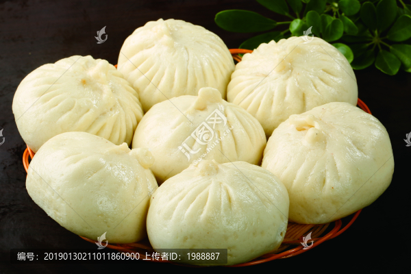 槐花大包子