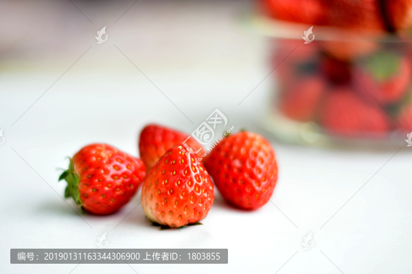 草莓