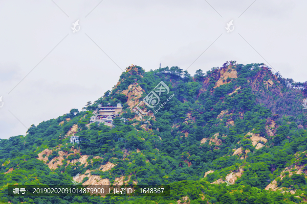 千山普安觀與五佛頂山峰群山