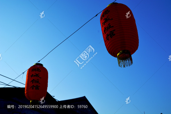 古城燈籠夜幕
