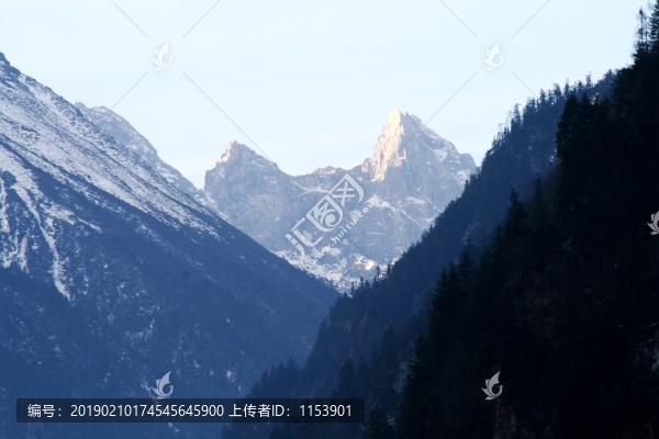 山峰