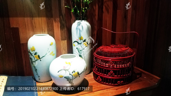 花瓶