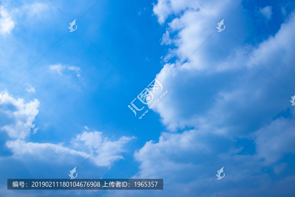 藍(lán)天白云