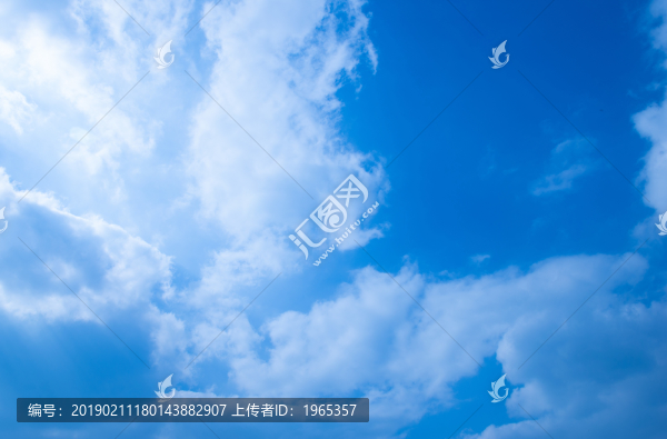 藍(lán)天白云