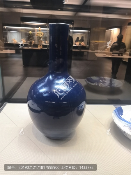 古董花瓶