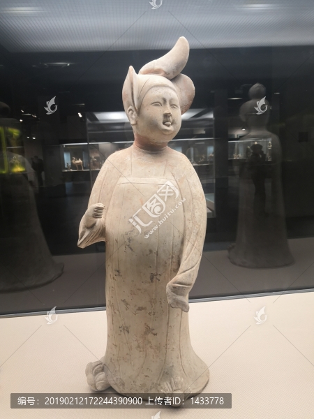 唐代仕女俑