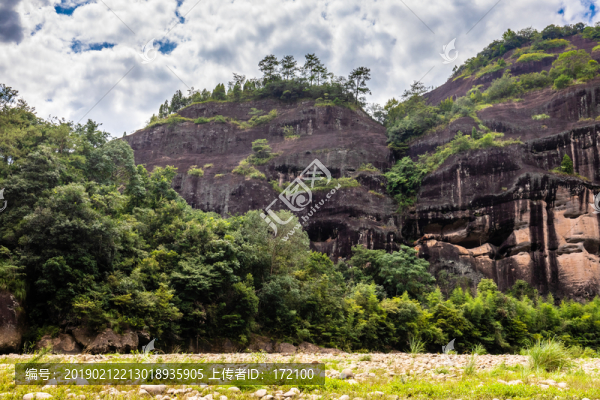 中國(guó)福建武夷山九曲溪漂流