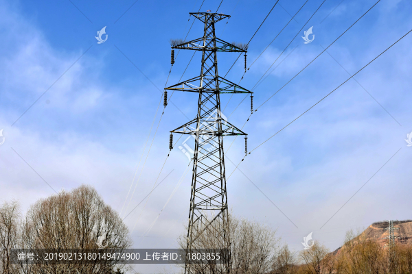 高壓電塔