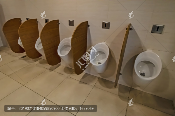 小便池