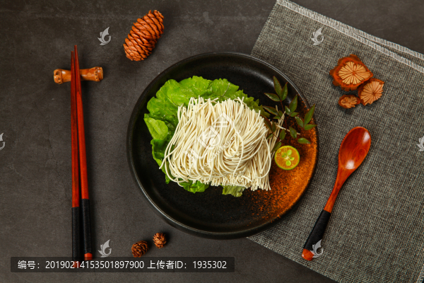 火鍋配菜面條