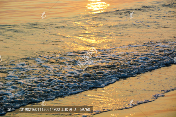 夕陽海浪沙灘