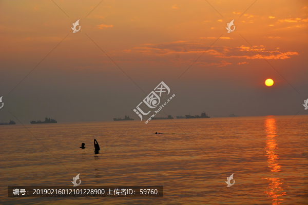 海邊夕陽美景