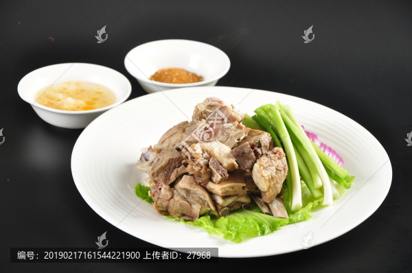 手抓羔羊肉