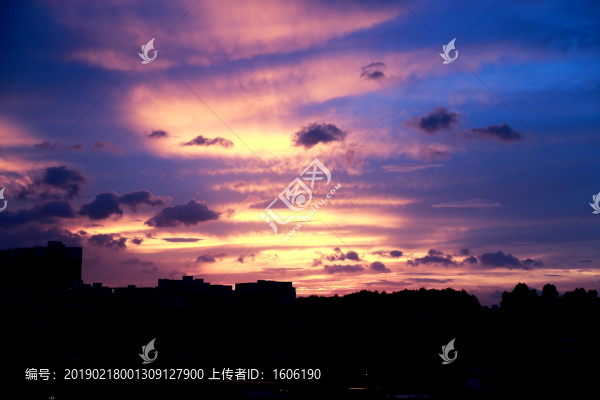 晚霞