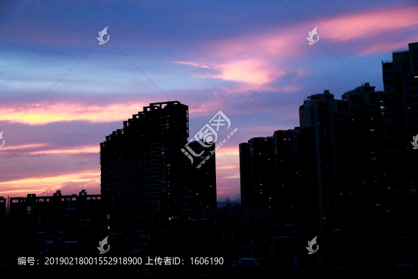 晚霞