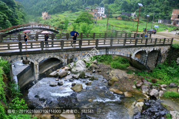 石拱橋