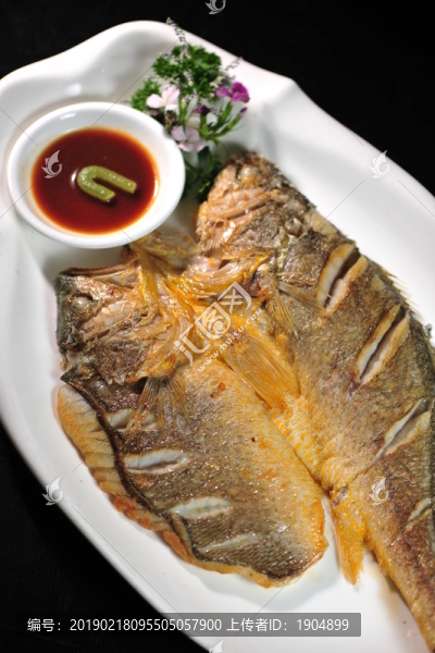 香煎大黃魚