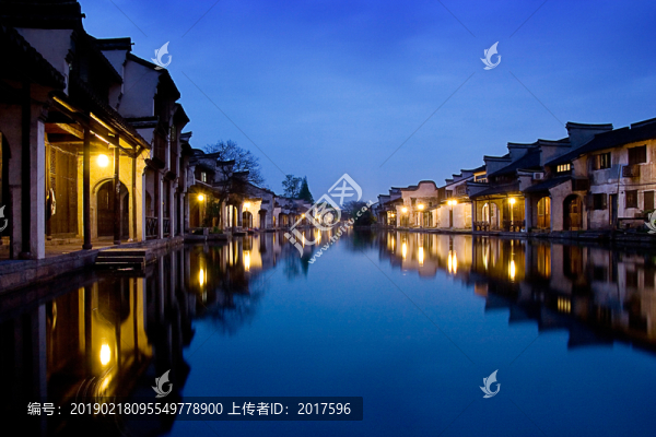 水鄉(xiāng)入夜