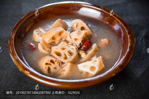 排骨蓮藕湯