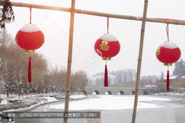 雪燈籠