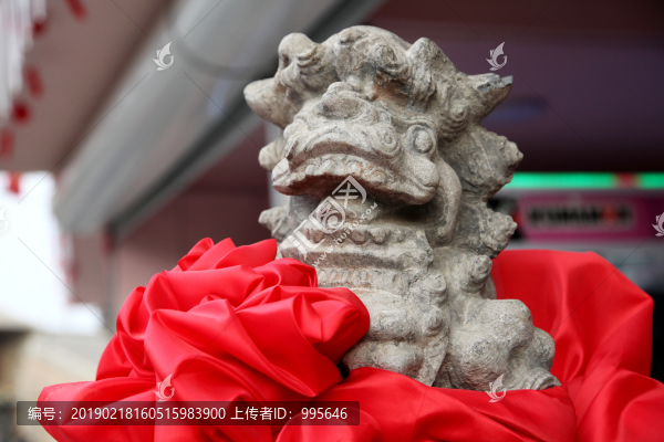 石獅子