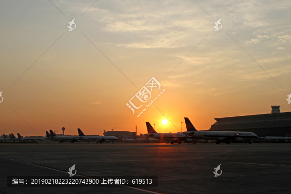 沈陽機(jī)場的清晨