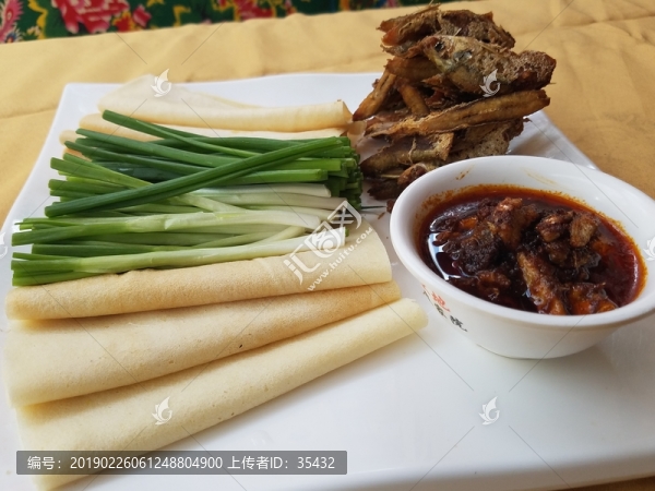 香蔥煎餅卷小魚(yú)