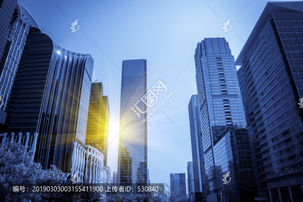深圳現(xiàn)代建筑摩天大樓