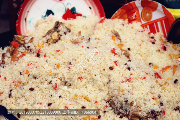 新疆美食抓飯