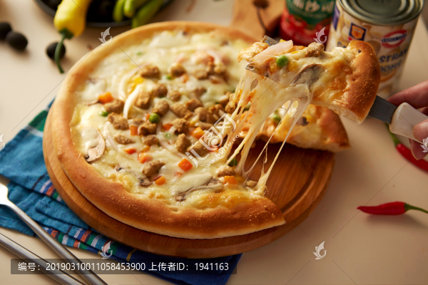 至尊牛肉匹薩