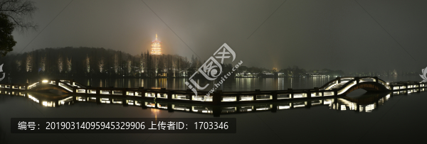 夜色雷峰塔