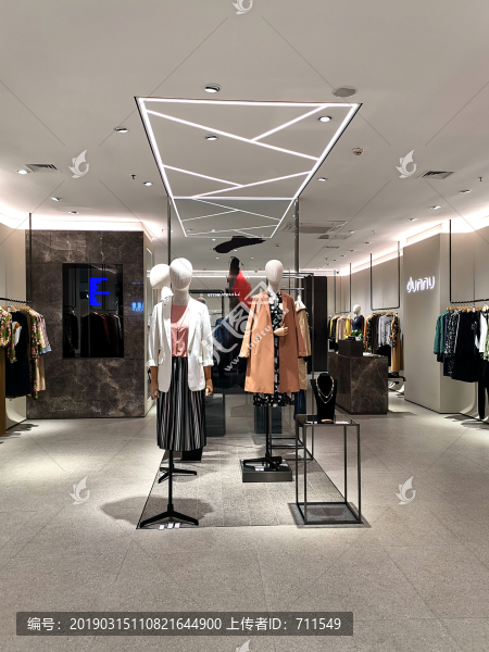 女裝專賣店