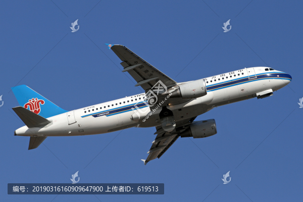 南方航空飛機起飛