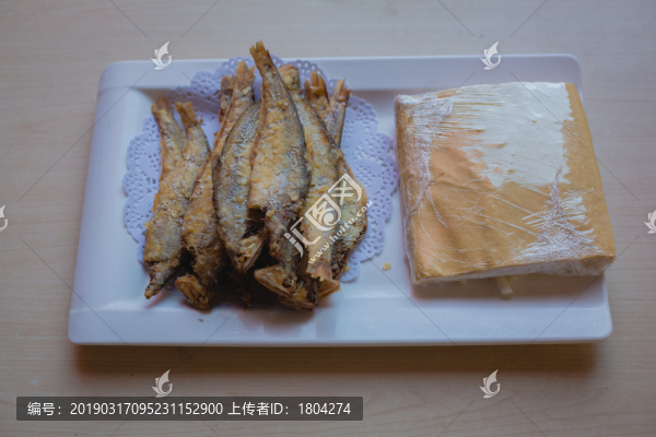 油炸毛口魚