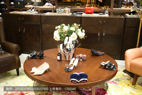 高檔女鞋專賣店