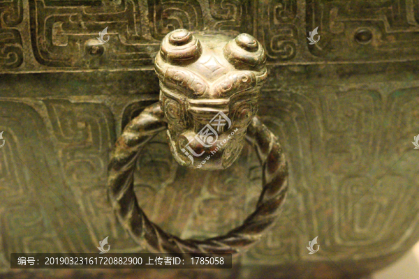 獸頭銜環(huán)造型