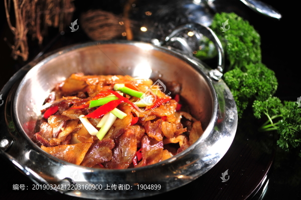 干鍋臘肉