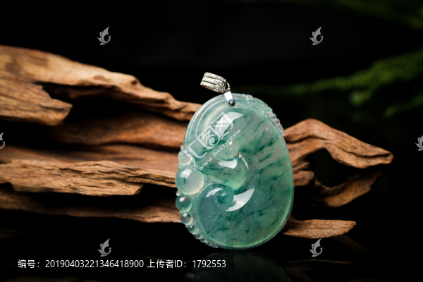 翡翠吊墜
