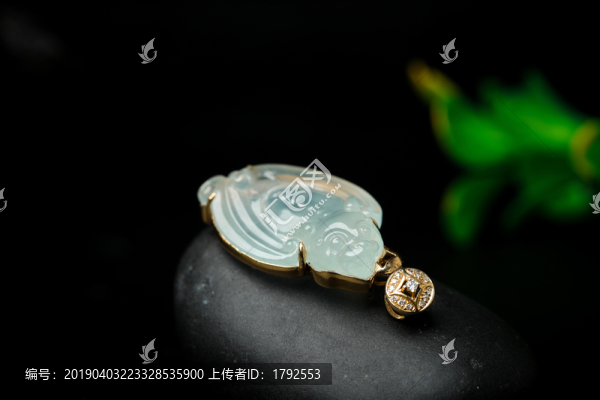 翡翠吊墜