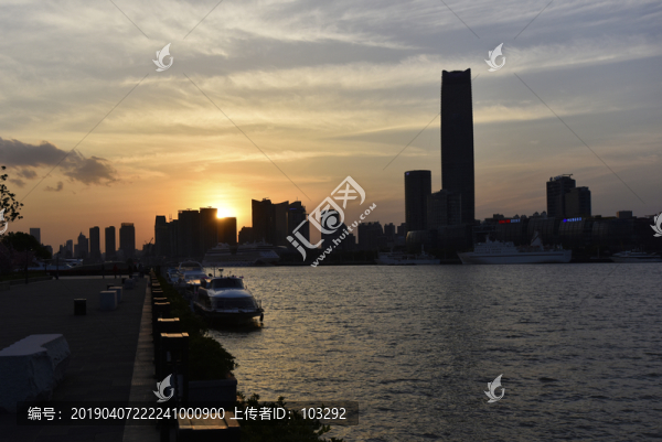 上海北外灘的徬晚