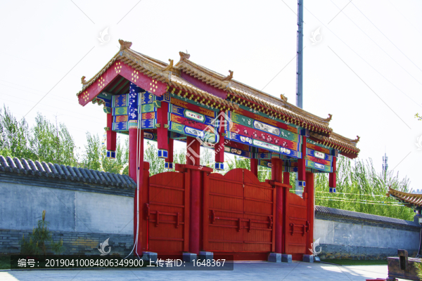 鞍山靈山寺寺門側(cè)影