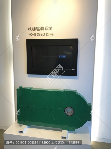 電梯設(shè)備