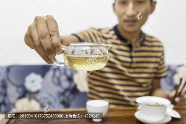 湯色
