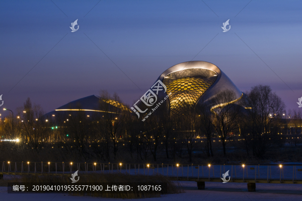 哈爾濱大劇院夜景