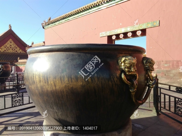 太和殿銅水缸