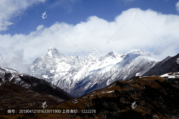 四姑娘山