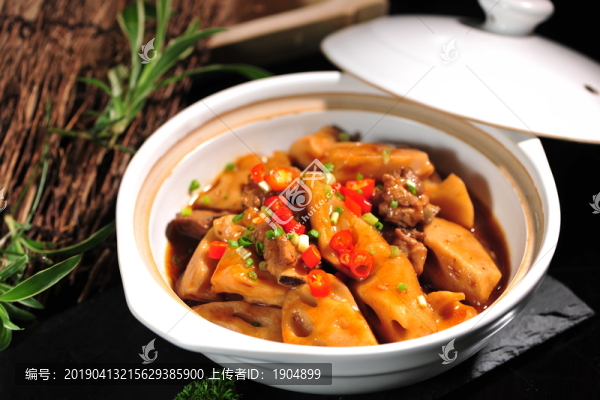 湖藕煨排骨