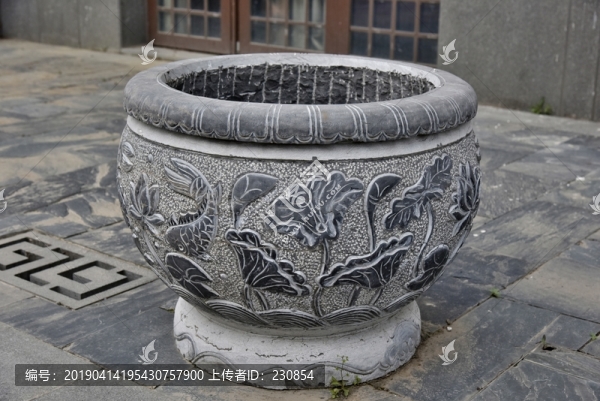 大石缸