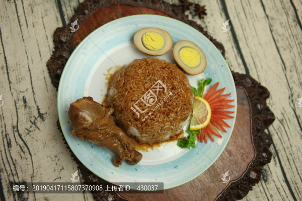 雞腿飯