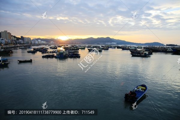 漁港日出